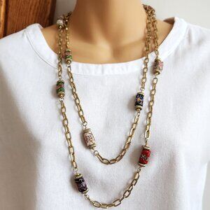 1950-S VINTAGE MURANO WEDDING CAKE ART GLASS BEADS LONG CHAIN NECKLACE .